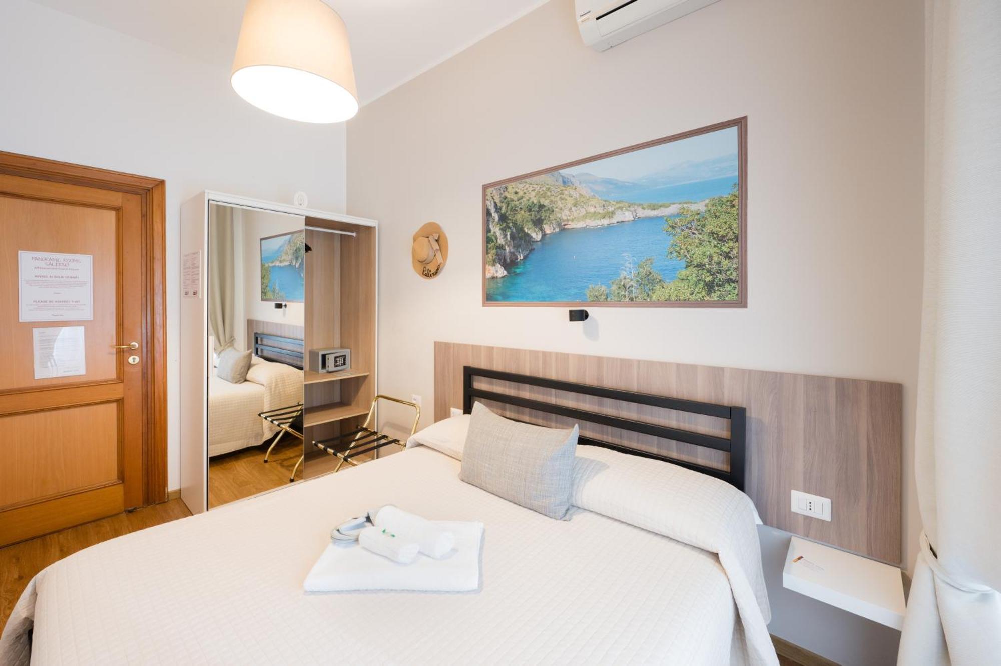 Panoramic Rooms Salerno Exterior photo